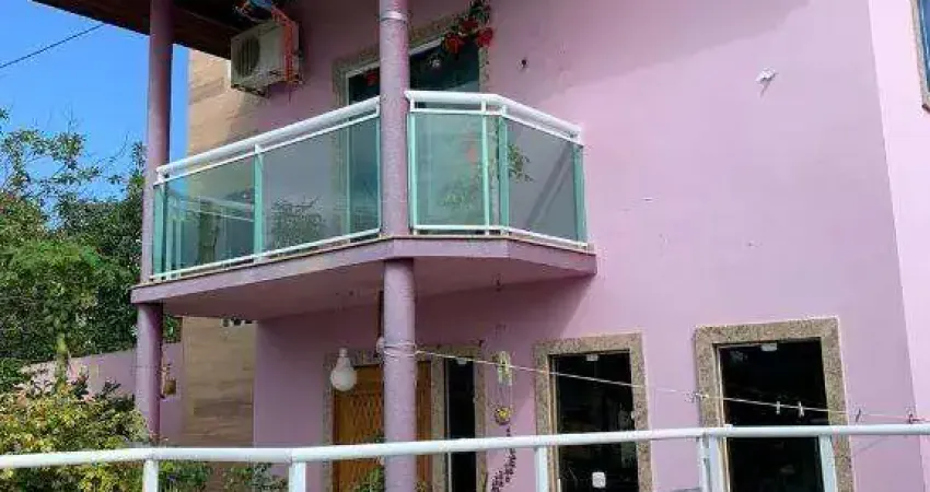 Casa com 4 dormitórios à venda, 361 m² por R$ 1.100.000,00 - Glória - Macaé/RJ