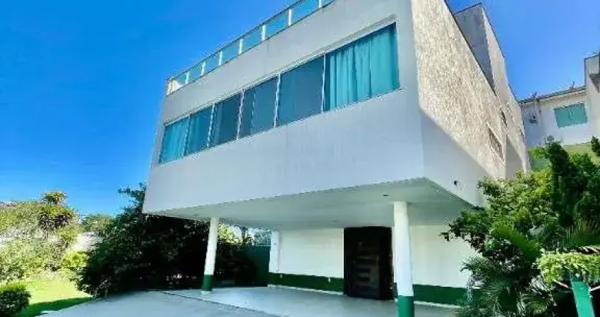 Casa com 3 dormitórios à venda, 304 m² por R$ 1.4000000 - Cancela Preta - Macaé/RJ