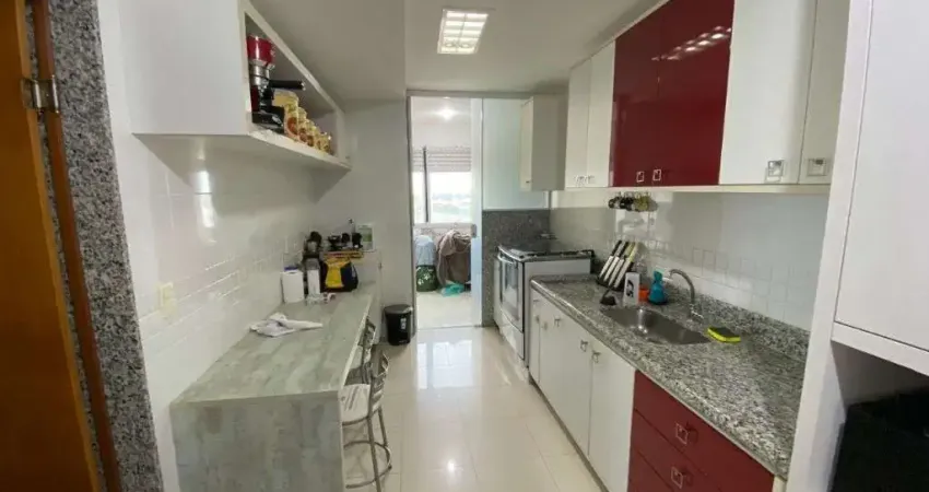 Apartamento com 3 dormitórios à venda, 130 m² por R$ 1.050.000,00 - Glória - Macaé/RJ