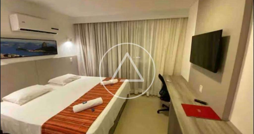 Flat Mobiliado à Venda no Hotel Ramada – Imbetiba, Macaé/RJ - R$170.000