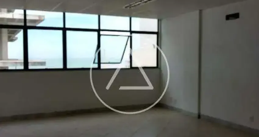 Atlântica imóveis tem excelente sala para locação destinada a uso comercial/industrial nos cavaleiros, macaé/rj.
