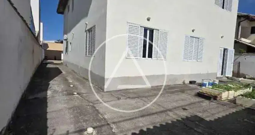 Casa à venda, 5 quartos, 4 suítes, 2 vagas, Extensão do Bosque - Rio das Ostras/RJ