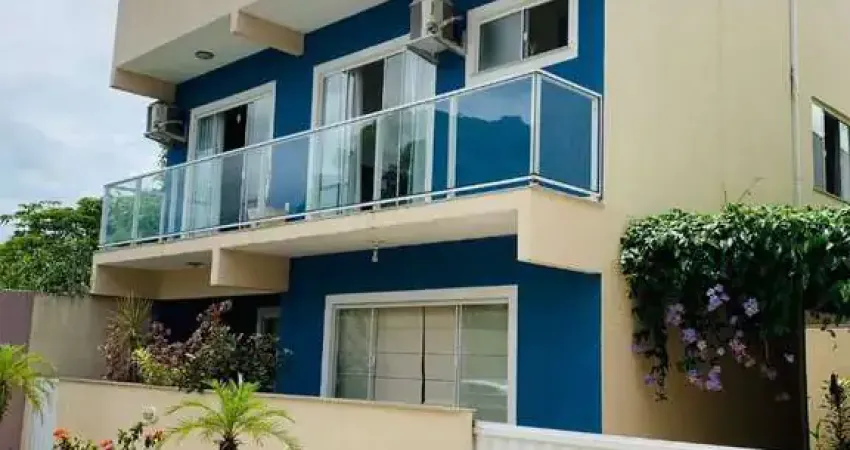 Casa com 3 dormitórios para venda, 151,76 m² por R$ 500.000,000 - Chácara Mariléa - Rio das Ostras/RJ
