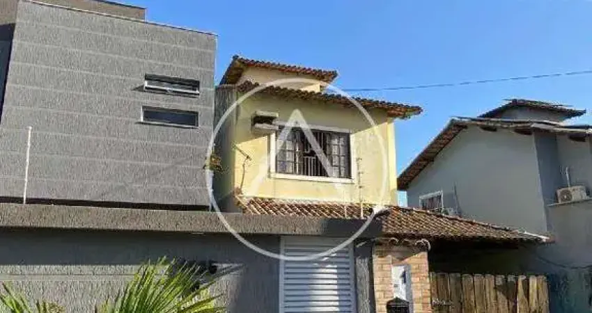 Casa à venda, 2 quartos, 1 vaga, Jardim Mariléa - Rio das Ostras/RJ