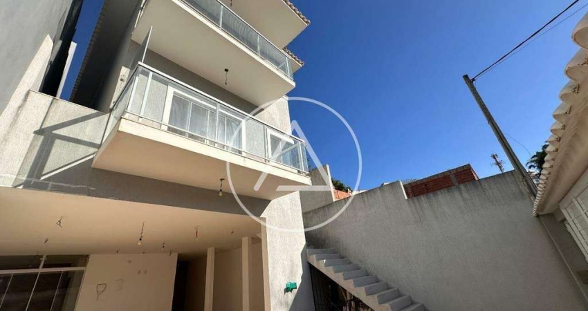 Atlântica Imóveis tem excelente Casa Duplex 212m² no Jardim Guanabara - Macaé-RJ - R$670.000