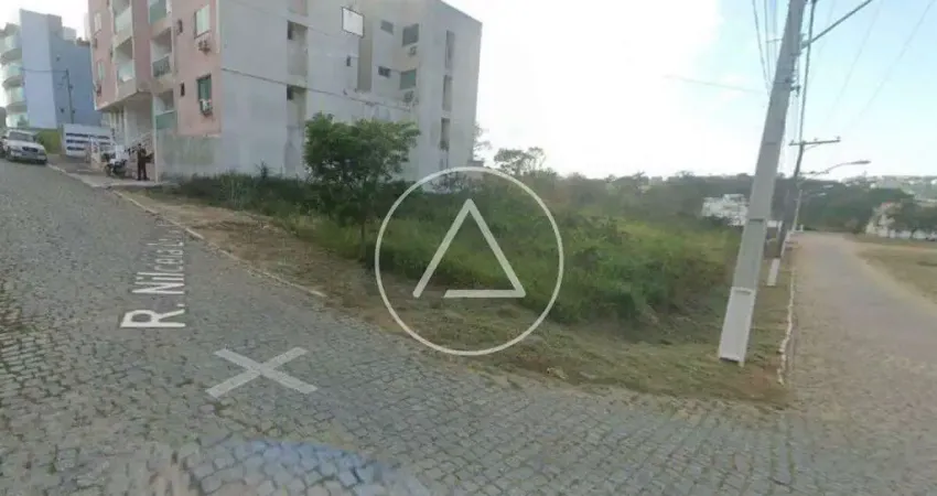 Atlântica Imóveis tem Excelente terreno com 472m2 no Jardim Guanabara em Macaé.