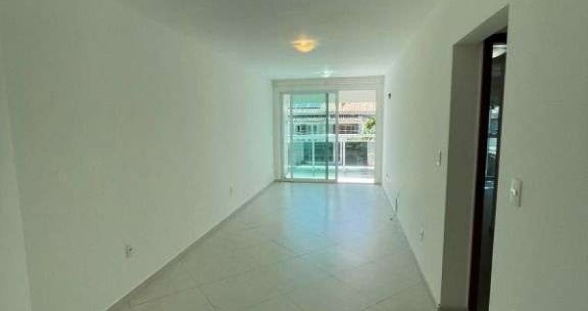 Apartamento com 2 quartos - Praia do Pecado - Macaé/RJ