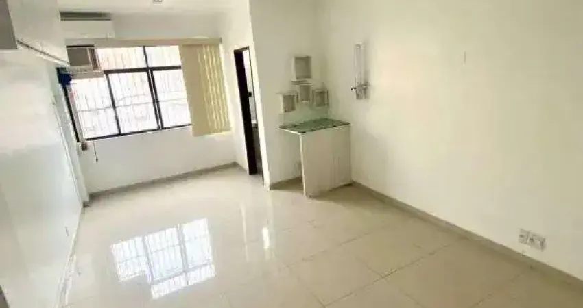 Atlântica imóveis oferece excelente sala para venda - centro - macaé/rj.