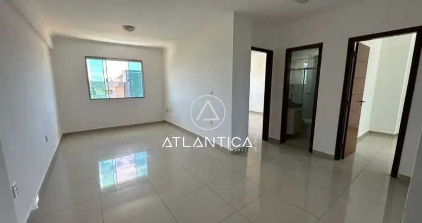 Atlântica imóveis tem excelente apartamento à venda na cancela preta, macaé/rj.
