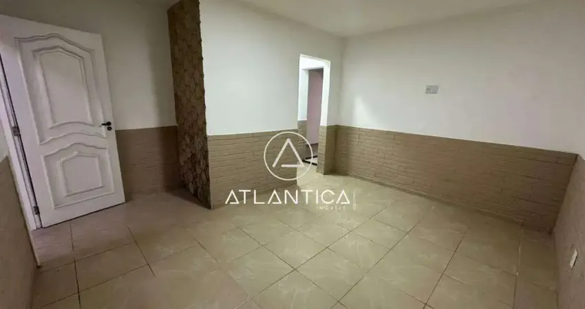 Atlântica imóveis tem excelente casa à venda nos cajueiros, macaé/rj.