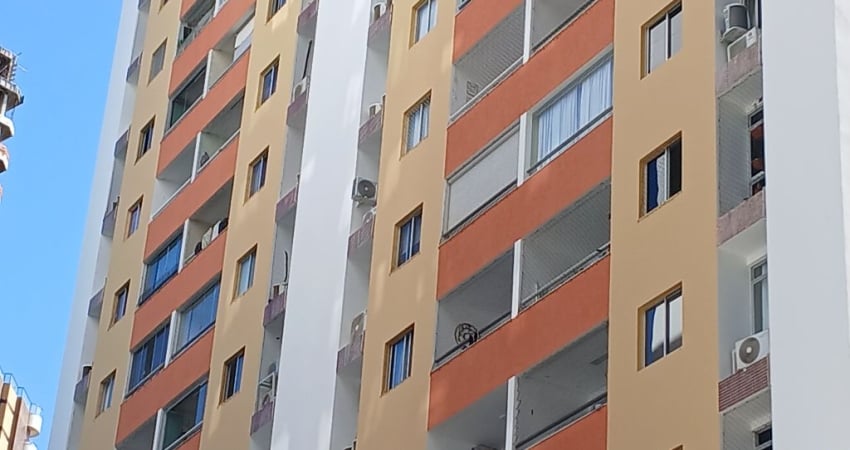 BELÍSSIMO APARTAMENTO 3/4, SUÍTE NO MELHOR DA PITUBA