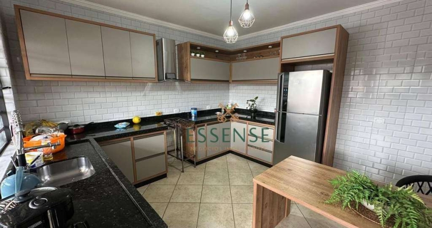 Casa à Venda de 252 m² no Jardim Dora em Suzano/SP: 02 dormitórios.