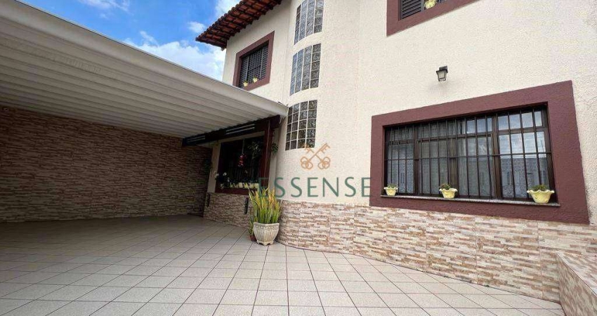 Sobrado com 3 dormitórios à venda, 161 m² por R$ 650.000,00 - Jardim Imperador - Suzano/SP