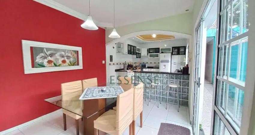 Sobrado à Venda de 180m² no Jardim Miriam em Suzano/SP: 03 dormitórios