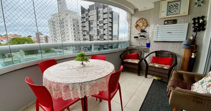 More em um apartamento de 3 dormitórios com alto padrão de construção no Estreito
