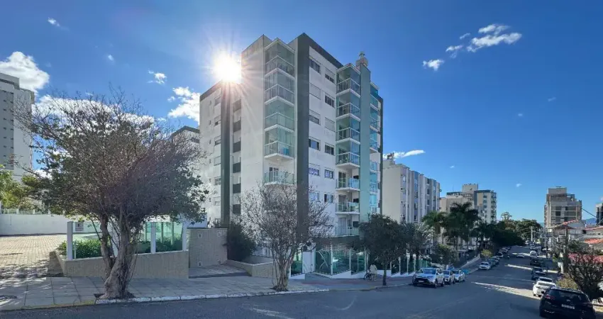 Mobiliado - 3 Dormitórios (1 Suíte) - 2 Vagas - R$1.295.000,00 - Estreito, Florianópolis/SC