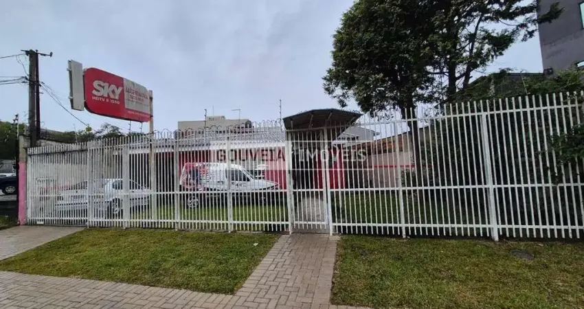 Casa com 3 Dormitórios, 173,5 m², 498m² de terreno, à venda por R$ 980.000 - Água Verde, Curitiba (PR)