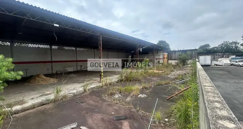 Barracão com 600 m², aluguel de R$ 10.000 + Taxas - Hauer, Curitiba (PR)