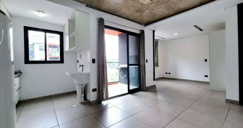 Apartamento 1 Dormitório, 33 m², aluguel de R$ 2.400 + Taxas - Prado Velho, Curitiba (PR)
