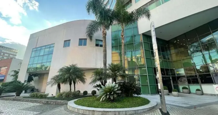Três Vagas de Garagem, cada unidade à venda por R$ 58.000 - Batel, Curitiba (PR)