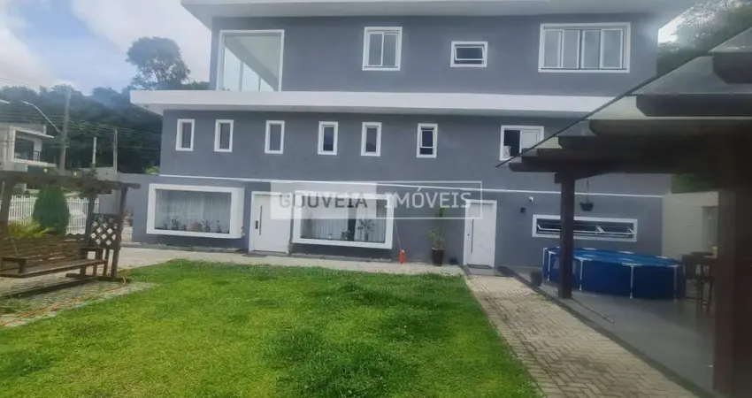 Casa com 3 dormitórios, 2 suítes, 300 m², aluguel de r$ 22.500 + taxas - cascatinha, curitiba (pr)