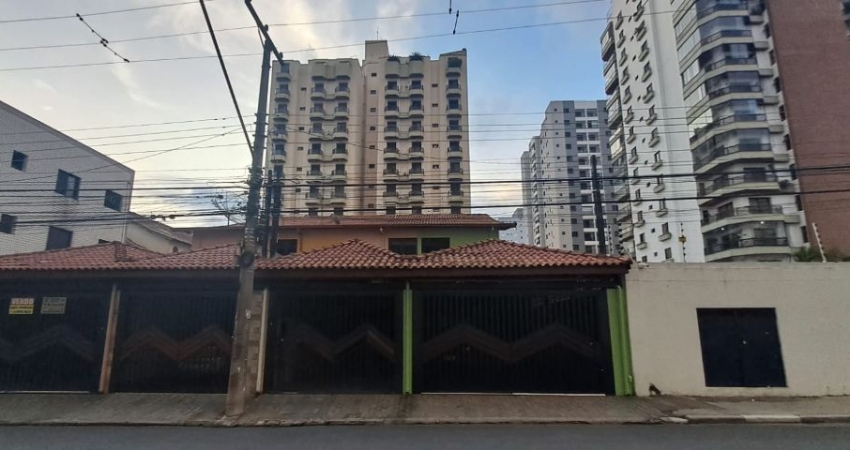 Casa com 3 quartos para alugar na Vila Galvão, Guarulhos 