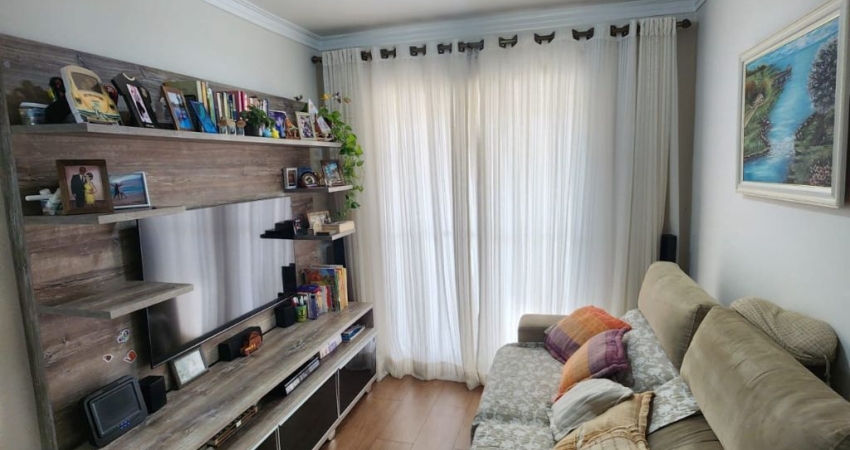 Vende-se apartamento na Vila Rosália