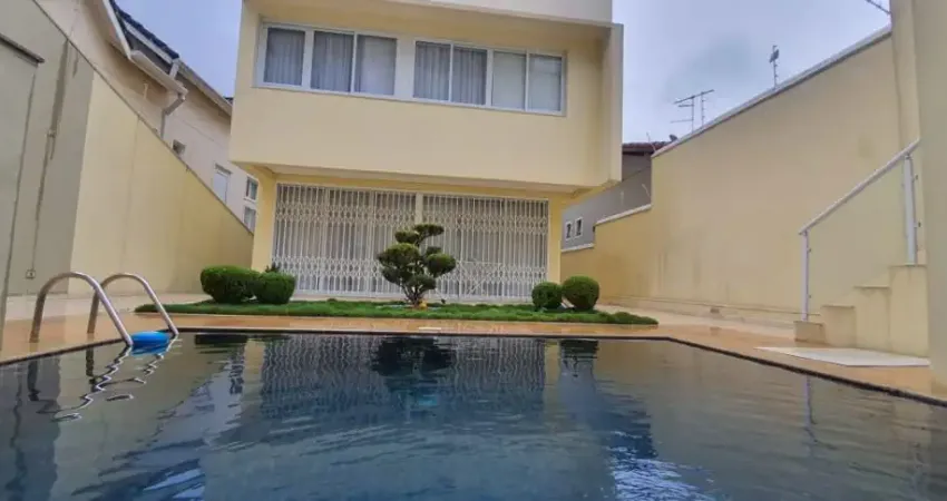 Vende - se sobrado de alto padrão com 3 suítes no Maia em Guarulhos