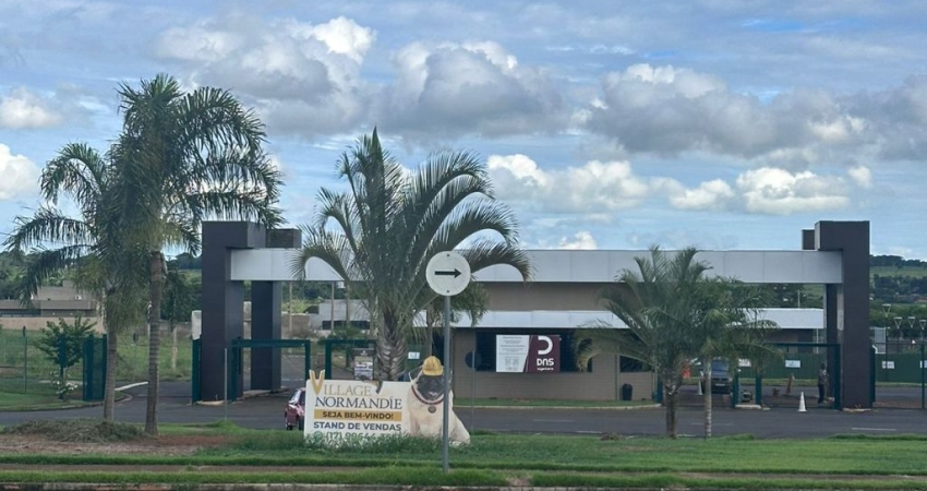 Terreno à venda no Village Normand, São José do Rio Preto 