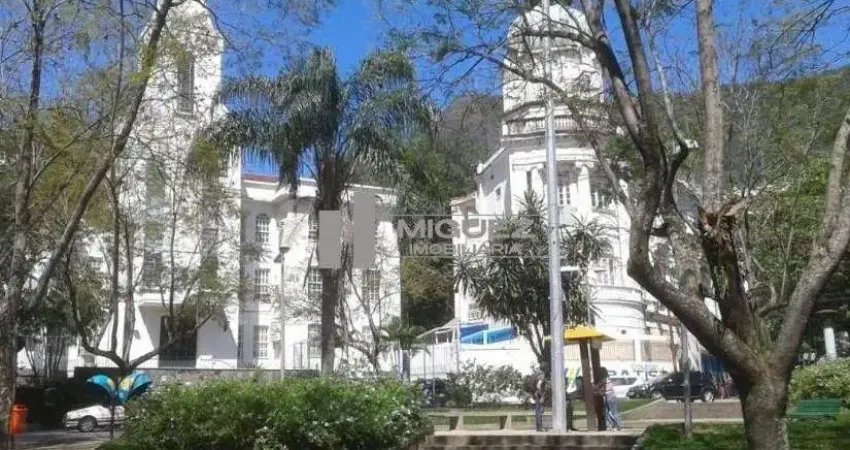 Apartamento a venda Tijuca Rua Andrade Neves 3 Quartos Localização Privilegiada