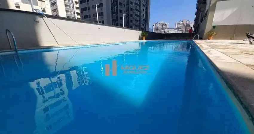 Apartamento a venda, varanda, sala em 2 ambientes, 2 quartos sendo 1 suíte,banheiro social, dependência, 1 vaga de garagem - rua aristides lobo