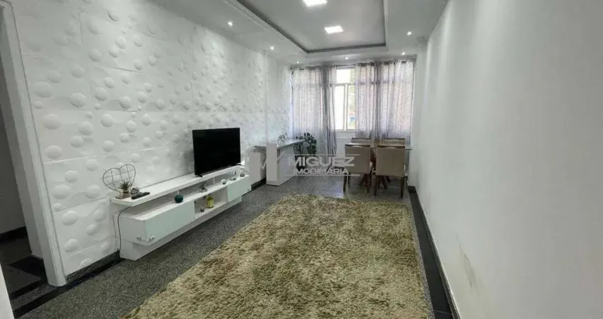 Apartamento a venda composto por 3 quartos, dependências completas e vaga no coração da Tijuca!!