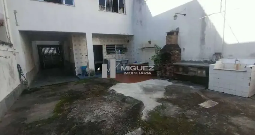 Casa á venda, com 4 quartos, terraço, vaga para 5 carros, churrasqueira, código 19795, metrô tijuca