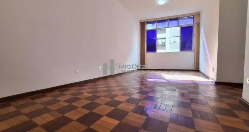 Apartamento a venda, rua mariz e barros, tijuca, próximo a praça e estação de metrô afonso pena,  120m², sala em 2 ambientes,3 quartos, banheiro social, lavabo, dependências completas, 1 vaga de garag