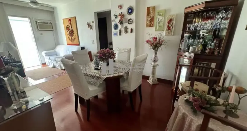 Apartamento á venda avenida maracanã, varanda, sala, 2 quartos 1 suite, 1 vaga de garagem.