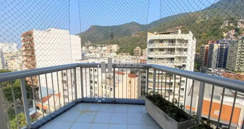 Cobertura Duplex à Venda na Avenida Maracanã, Tijuca – 2 Varandas e área externa com Vista Livre!