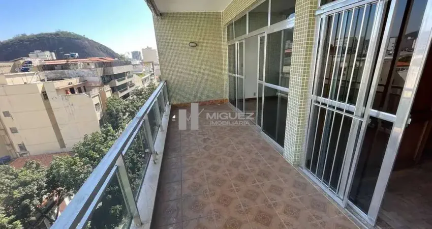 Apartamento à venda na Tijuca! Varandão, 4 quartos, sendo 2 suítes e 4 vagas de garagem! São 160m²! Rua Marquês de Valença!
