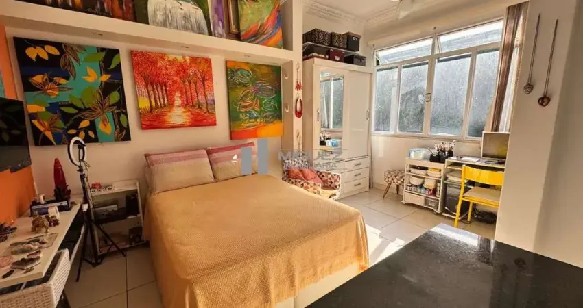 Apartamento tipo estúdio todo modernizado próximo a praça sãens pena