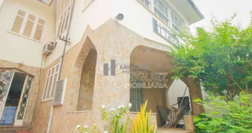 À venda - Tijuca - Rua Padre Elias Gorayeb - Praça Saens pena - 3 quartos -2 vagas garagem - Código 16927