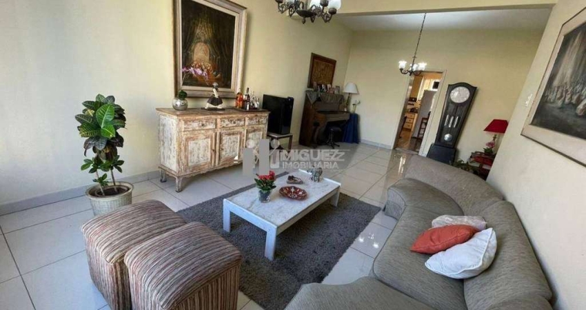 A venda na rua Pareto, Tijuca, apartamento com planta generosa de aproximadamente 170m², 4 quartos, suíte, vaga na escritura e colado ao metrô