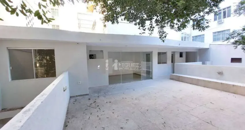 Casa a venda na rua afonso pena, tijuca! 2 salas, 5 quartos, suíte, terraço amplo, 2 vagas de garagem. do lado do metrô.