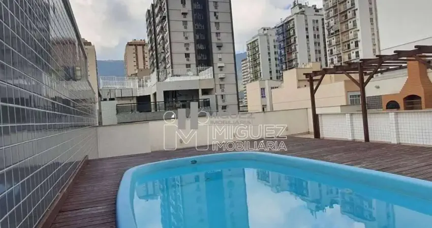 Apartamento com varanda, 2 quartos, suíte, vaga de garagem, piscina, Rua Dona Maria - Tijuca - Rio de Janeiro