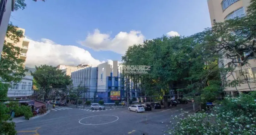 Código 2711 - casa com 5 quartos - 3 vagas - churrasqueira - grajaú - rio de janeiro