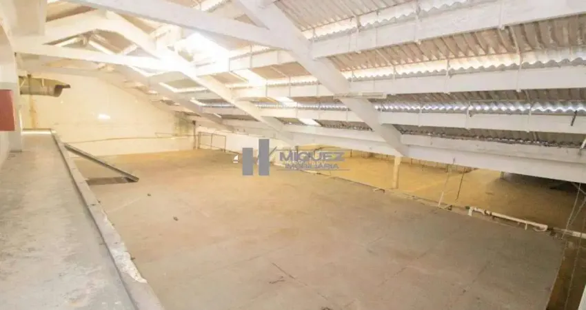 Vendo ou Alugo Galpão, 4200 m² junto Campo de São Cristóvão, localização especial, estuda permuta- Rio de Janeiro