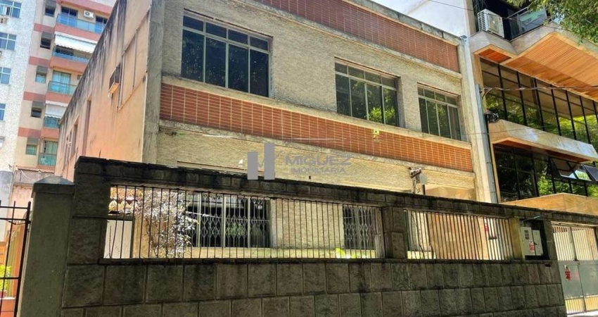 Casa duplex à venda na Rua Dona Delfina, área nobre da Tijuca! Aproximadamente 510m²!