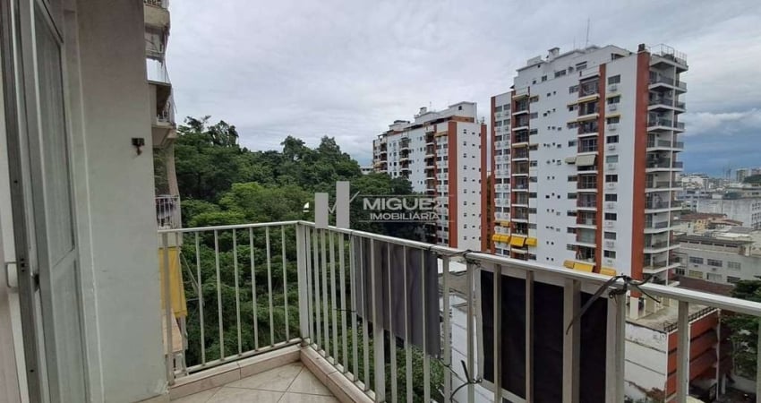 A venda apartamento com vista panorâmica, varanda com 2 quartos e suíte em Rua Carvalho Alvim- Tijuca