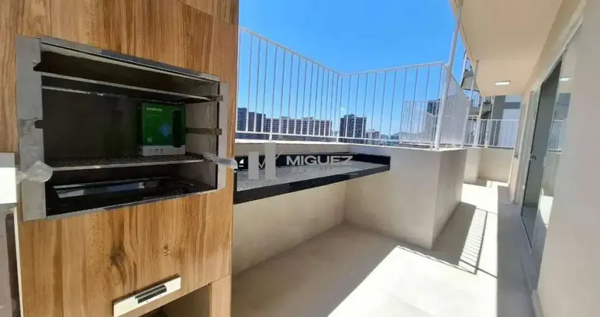 COBERTURA MODERNIZADA - VARANDA, CHURRASQUEIRA, SALA EM 2 AMBIENTES, 2 QUARTOS, BANHEIRO SOCIAL, LAVABO, COZINHA - RUA BARÃO DE MESQUITA