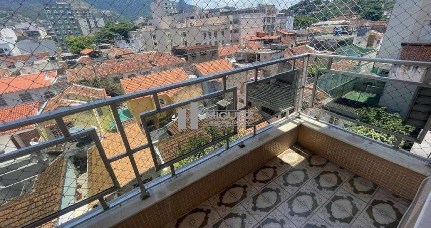 Aconchegante apartamento na Rua Araújo Lima!  Com aproximadamente 70m², excelente varanda, sala , 2 quartos com 1 vaga!