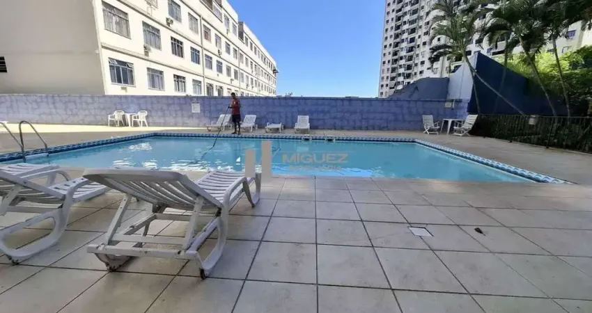 Apartamento a venda com varanda, 2 quartos, sala, cozinha, banheiro, infraestrutura total e vaga no condomínio santa amélia. no bairro da tijuca