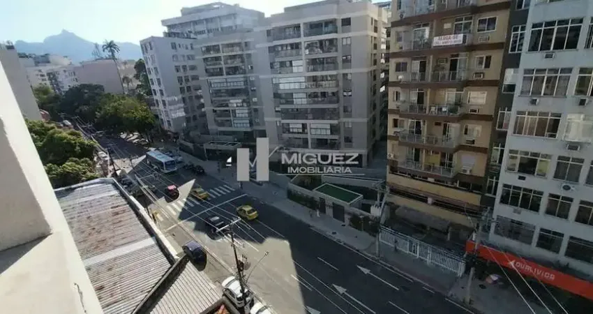 Rua Mariz e Barros - Apartamento com 2 quartos - Dependências - Tijuca - Código 21174